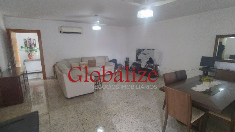 Imóvel com 4 Quartos à Venda, 151 m² em Gonzaga - Santos