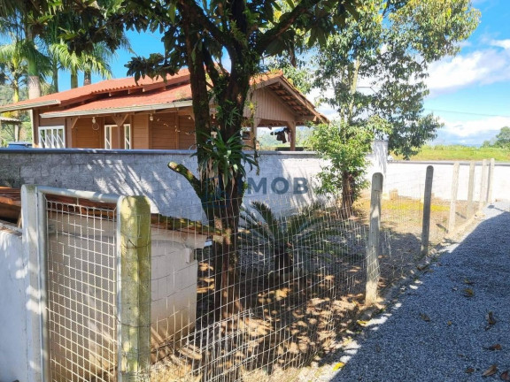 Imagem Casa com 2 Quartos à Venda, 160 m² em Escolinha - Guaramirim