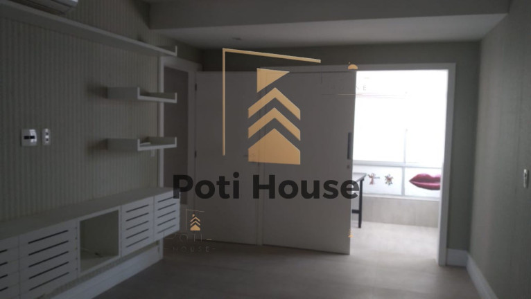 Imagem Imóvel com 4 Quartos à Venda, 170 m² em Petrópolis - Natal Imagem Imóvel com 4 Quartos à Venda, 170 m² em Petrópolis - Natal