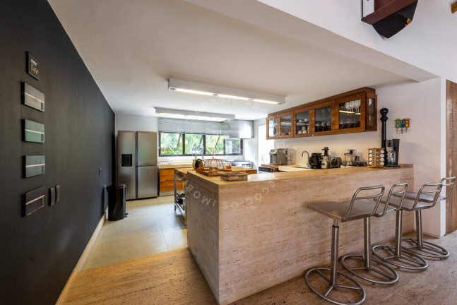 Imagem Casa com 4 Quartos à Venda, 267 m² em Maresias - São Sebastião Imagem Casa com 4 Quartos à Venda, 267 m² em Maresias - São Sebastião