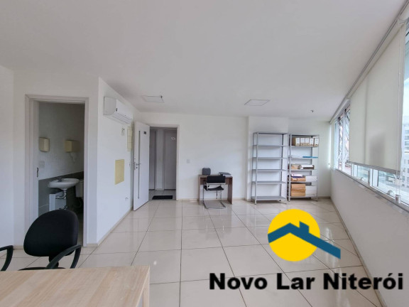 Sala Comercial à Venda, 25 m² em Santa Rosa - Niterói
