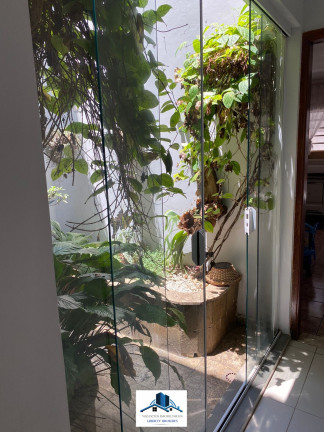 Imagem Casa com 3 Quartos à Venda, 143 m²