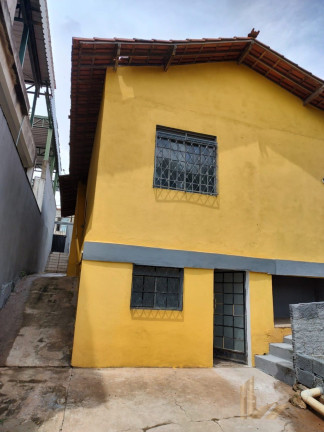 Imagem Casa com 3 Quartos à Venda, 360 m² em Belmonte - Belo Horizonte Imagem Casa com 3 Quartos à Venda, 360 m² em Belmonte - Belo Horizonte