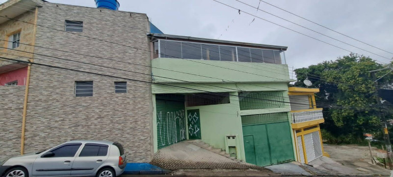 Casa com 4 Quartos à Venda, 134 m² em Vila Silviania - Carapicuíba