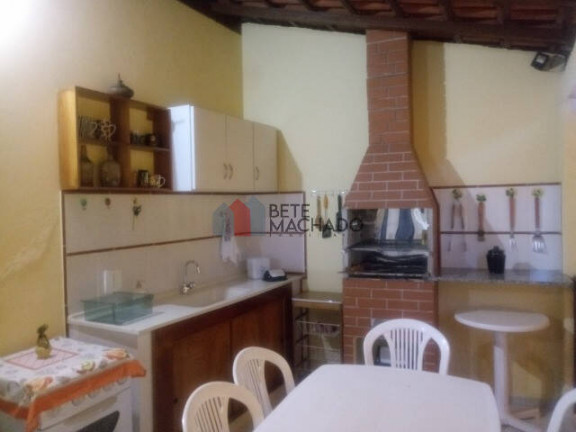 Imagem Casa com 4 Quartos à Venda, 402 m² em Agriões - Teresópolis