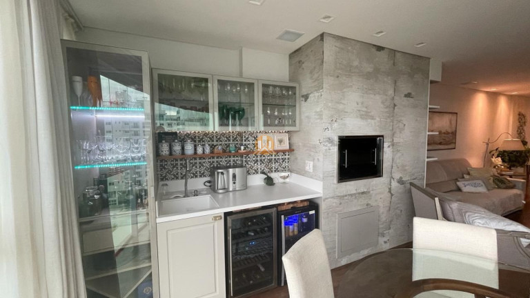 Imagem Imóvel com 3 Quartos à Venda, 158 m² em Praia Brava De Itajaí - Itajaí Imagem Imóvel com 3 Quartos à Venda, 158 m² em Praia Brava De Itajaí - Itajaí