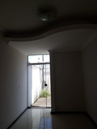 Imagem Casa com 3 Quartos à Venda, 140 m² em Santa Helena - Contagem