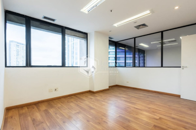 Imagem Sala Comercial à Venda, 120 m² em Santo Amaro - São Paulo Imagem Sala Comercial à Venda, 120 m² em Santo Amaro - São Paulo