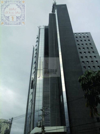 Imóvel Comercial à Venda, 161 m² em Gonzaga - Santos