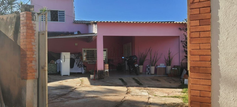 Imagem Casa com 2 Quartos à Venda, 240 m² em Setor Habitacional Arniqueira (águas Claras) - Brasília Imagem Casa com 2 Quartos à Venda, 240 m² em Setor Habitacional Arniqueira (águas Claras) - Brasília