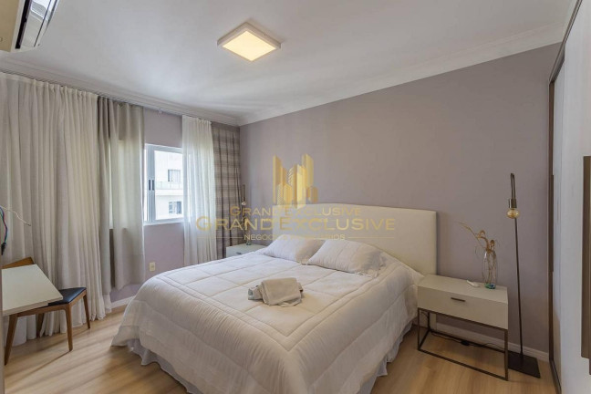Imagem Apartamento com 3 Quartos à Venda, 142 m² em Pioneiros - Balneário Camboriú Imagem Apartamento com 3 Quartos à Venda, 142 m² em Pioneiros - Balneário Camboriú