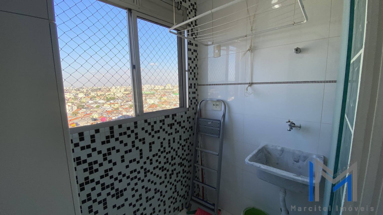 Imagem Apartamento com 2 Quartos à Venda, 52 m² em Vila Silva Ribeiro - Carapicuíba