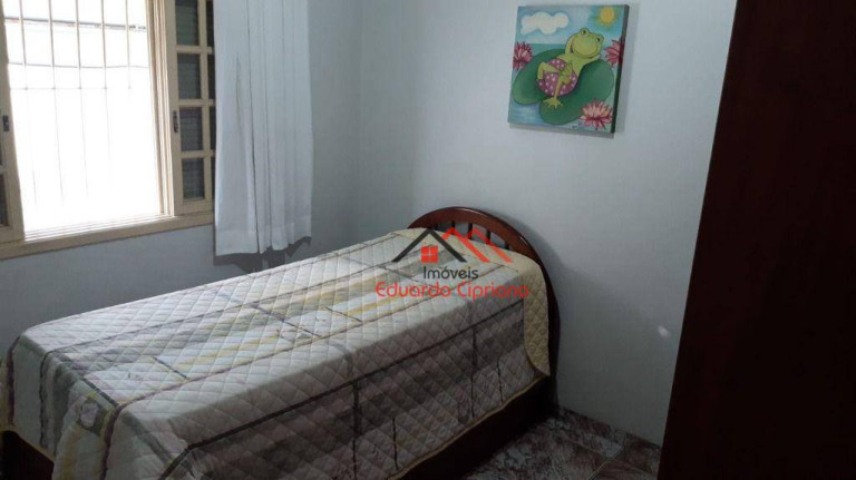 Imagem Casa com 3 Quartos para Alugar, 390 m² em Centro - Caraguatatuba
