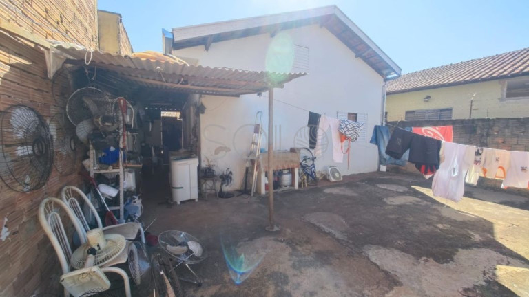 Imagem Casa com 2 Quartos à Venda, 200 m² em Jardim Indaiá - Araraquara Imagem Casa com 2 Quartos à Venda, 200 m² em Jardim Indaiá - Araraquara