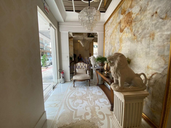 Imagem Apartamento com 3 Quartos à Venda, 135 m² em Meia Praia - Itapema