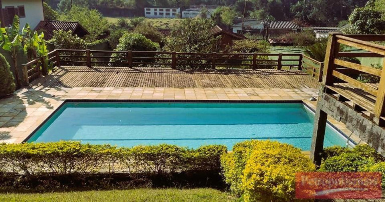 Imagem Casa com 3 Quartos à Venda, 254 m² em Samambaia - Petrópolis Imagem Casa com 3 Quartos à Venda, 254 m² em Samambaia - Petrópolis