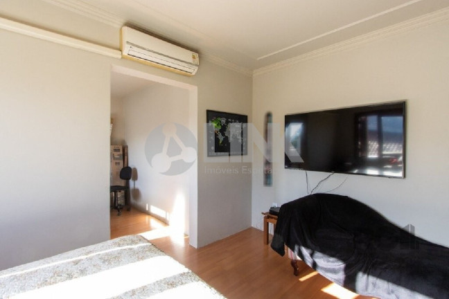 Imagem Casa com 5 Quartos à Venda, 336 m² em Glória - Porto Alegre Imagem Casa com 5 Quartos à Venda, 336 m² em Glória - Porto Alegre