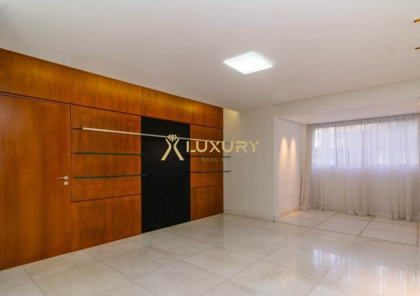 Imagem Imóvel com 4 Quartos à Venda, 251 m² em Sion - Belo Horizonte Imagem Imóvel com 4 Quartos à Venda, 251 m² em Sion - Belo Horizonte