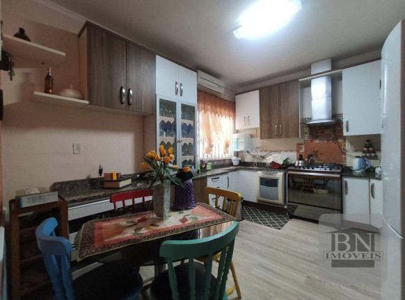 Imagem Casa com 2 Quartos à Venda, 211 m² em Renascença - Santa Cruz Do Sul Imagem Casa com 2 Quartos à Venda, 211 m² em Renascença - Santa Cruz Do Sul