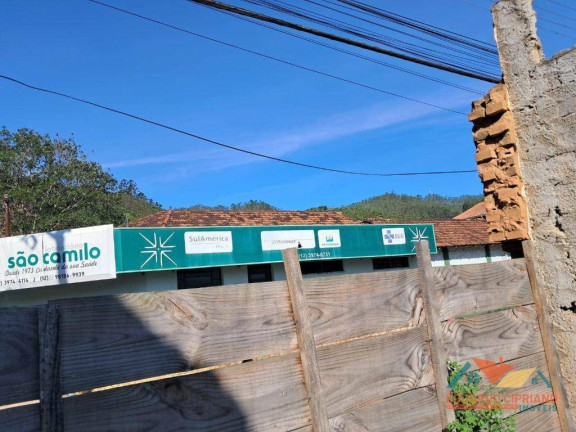 Terreno à Venda, 180 m² em Centro - Paraibuna
