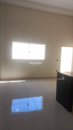 Imagem Casa com 2 Quartos à Venda, 70 m² Imagem Casa com 2 Quartos à Venda, 70 m²