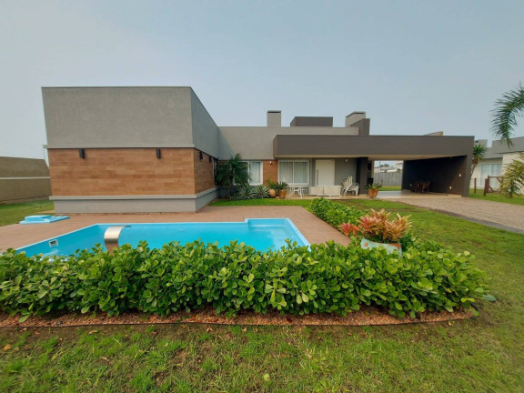 Imagem Casa com 4 Quartos à Venda, 600 m² em Atlântida Sul - Osório Imagem Casa com 4 Quartos à Venda, 600 m² em Atlântida Sul - Osório