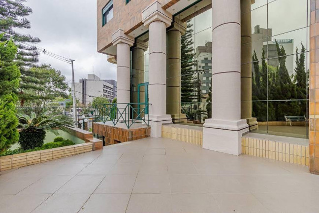 Imagem Apartamento com 3 Quartos à Venda, 149 m² em Centro - Curitiba