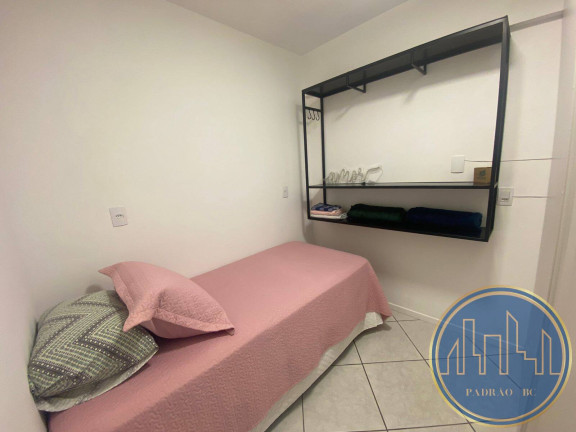 Imagem Apartamento com 2 Quartos para Temporada,  em Centro - Balneário Camboriú
