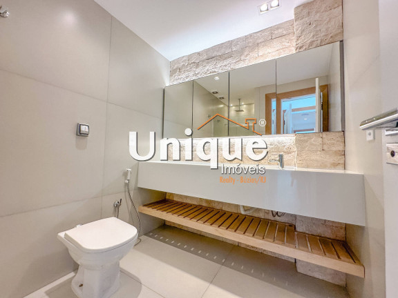 Imagem Apartamento com 3 Quartos à Venda, 260 m² em Vila Nova - Cabo Frio Imagem Apartamento com 3 Quartos à Venda, 260 m² em Vila Nova - Cabo Frio