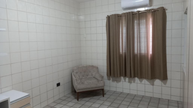 Imagem Casa com 3 Quartos à Venda, 232 m² em Imbiribeira - Recife