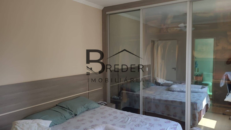 Imagem Apartamento com 2 Quartos à Venda, 61 m² em Jardim Tupanci - Barueri