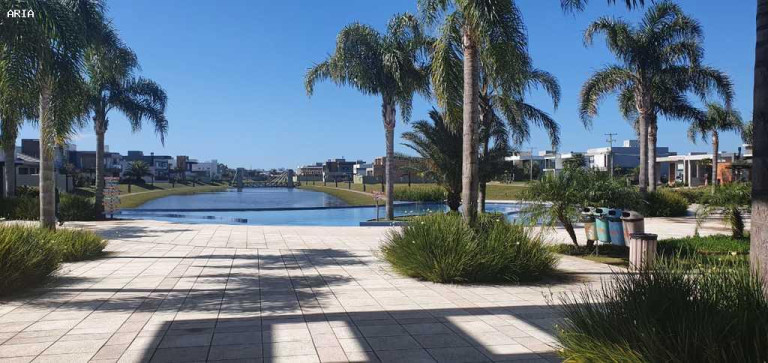 Imagem Casa com 4 Quartos à Venda, 311 m² em Centro - Capão Da Canoa