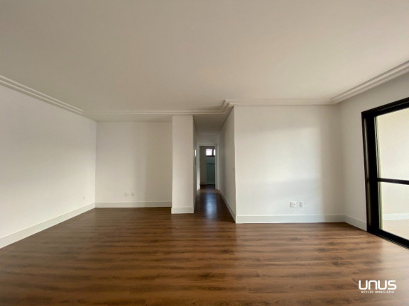 Imagem Apartamento com 3 Quartos à Venda, 129 m² em Kobrasol - São José