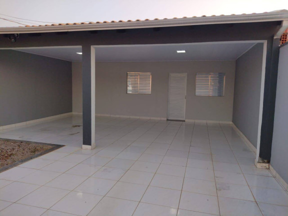 Imagem Casa com 2 Quartos à Venda, 200 m² em Cuiabá Imagem Casa com 2 Quartos à Venda, 200 m² em Cuiabá