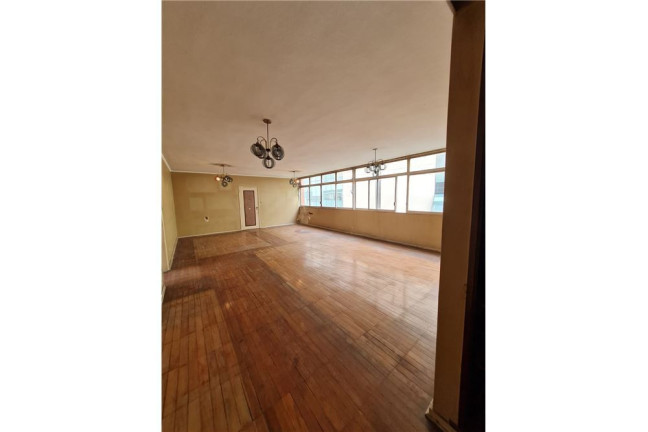 Imagem Imóvel com 3 Quartos à Venda, em Higienópolis - São Paulo Imagem Imóvel com 3 Quartos à Venda, em Higienópolis - São Paulo