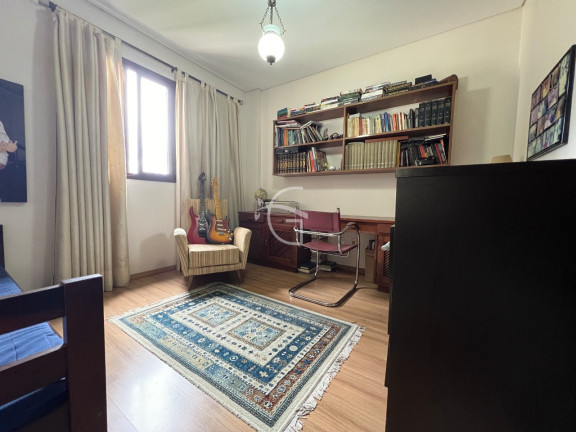 Imagem Apartamento com 4 Quartos à Venda, 299 m² em Atiradores - Joinville