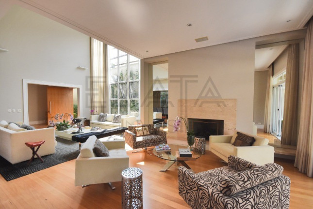 Imagem Casa com 4 Quartos à Venda, 500 m² em Jardim Morumbi - São Paulo Imagem Casa com 4 Quartos à Venda, 500 m² em Jardim Morumbi - São Paulo