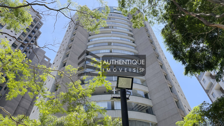Imagem Apartamento com 3 Quartos à Venda, 130 m² em Moema - São Paulo