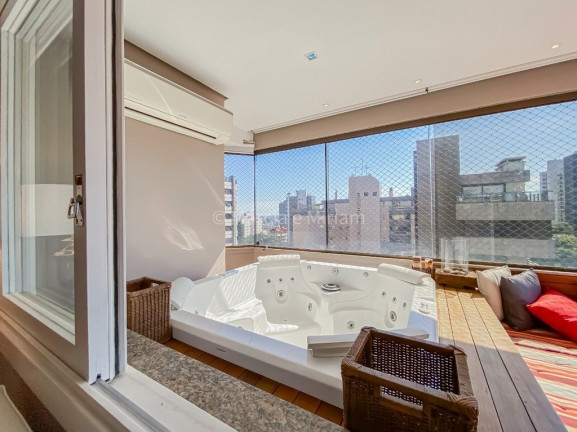 Imagem Apartamento com 3 Quartos à Venda, em Auxiliadora - Porto Alegre Imagem Apartamento com 3 Quartos à Venda, em Auxiliadora - Porto Alegre