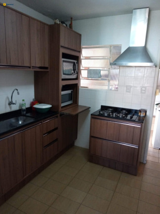 Imagem Casa com 4 Quartos à Venda, 240 m² em Capoeiras - Florianópolis Imagem Casa com 4 Quartos à Venda, 240 m² em Capoeiras - Florianópolis
