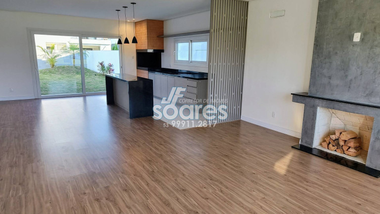 Imagem Casa de Condomínio com 3 Quartos à Venda, 195 m² em Laranjal - Pelotas Imagem Casa de Condomínio com 3 Quartos à Venda, 195 m² em Laranjal - Pelotas