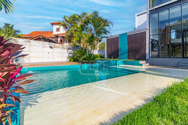 Imagem Casa com 5 Quartos à Venda, 1.288 m² em Barra Da Tijuca - Rio De Janeiro Imagem Casa com 5 Quartos à Venda, 1.288 m² em Barra Da Tijuca - Rio De Janeiro