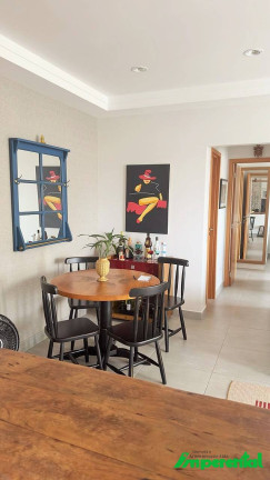 Imagem Apartamento com 2 Quartos à Venda, 72 m² em Gonzaga - Santos