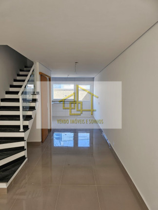 Casa de Condomínio com 2 Quartos à Venda, 80 m² em Vila Romano - São Paulo