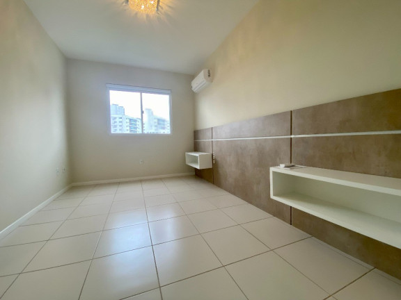 Imagem Apartamento com 2 Quartos à Venda, 89 m² em Barreiros - São José