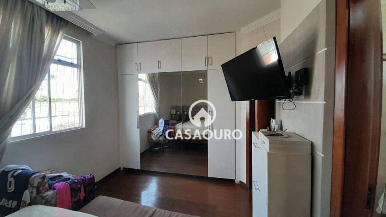 Imagem Cobertura com 5 Quartos à Venda, 200 m² em Santa Tereza - Belo Horizonte Imagem Cobertura com 5 Quartos à Venda, 200 m² em Santa Tereza - Belo Horizonte