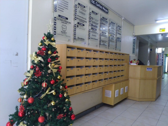 Sala Comercial à Venda, 87 m² em Centro - Florianópolis