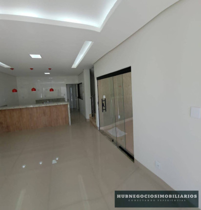 Imagem Casa com 3 Quartos à Venda, 250 m² em Ibituruna - Montes Claros Imagem Casa com 3 Quartos à Venda, 250 m² em Ibituruna - Montes Claros