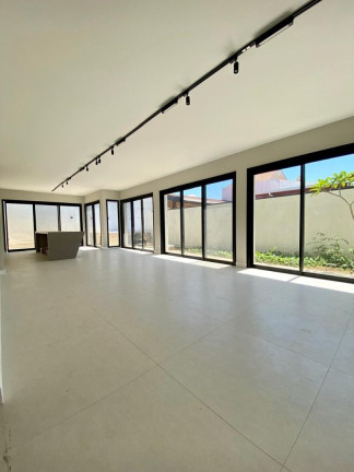 Imagem Casa com 3 Quartos à Venda, 220 m² em Jardim Das Colinas - São José Dos Campos Imagem Casa com 3 Quartos à Venda, 220 m² em Jardim Das Colinas - São José Dos Campos