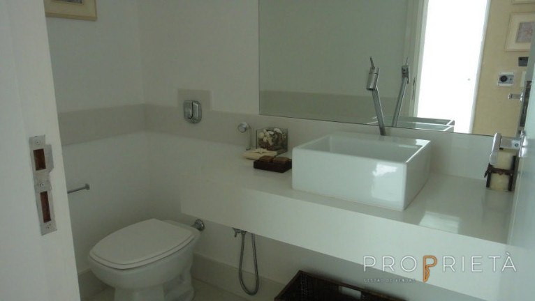 Imagem Casa de Condomínio com 5 Quartos à Venda, 963 m² em Barra Da Tijuca - Rio De Janeiro